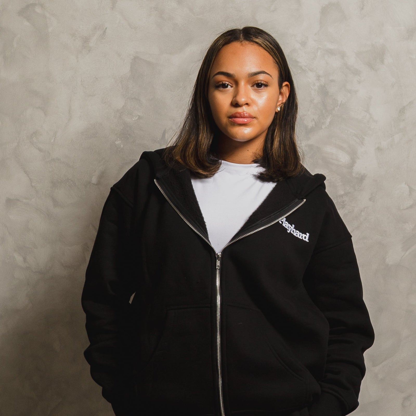 Playhard Zipped Hoodie - Black